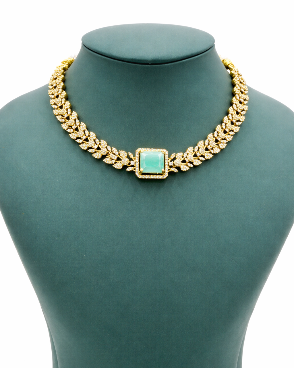 Sita Mint Green &White /Stone Necklace set