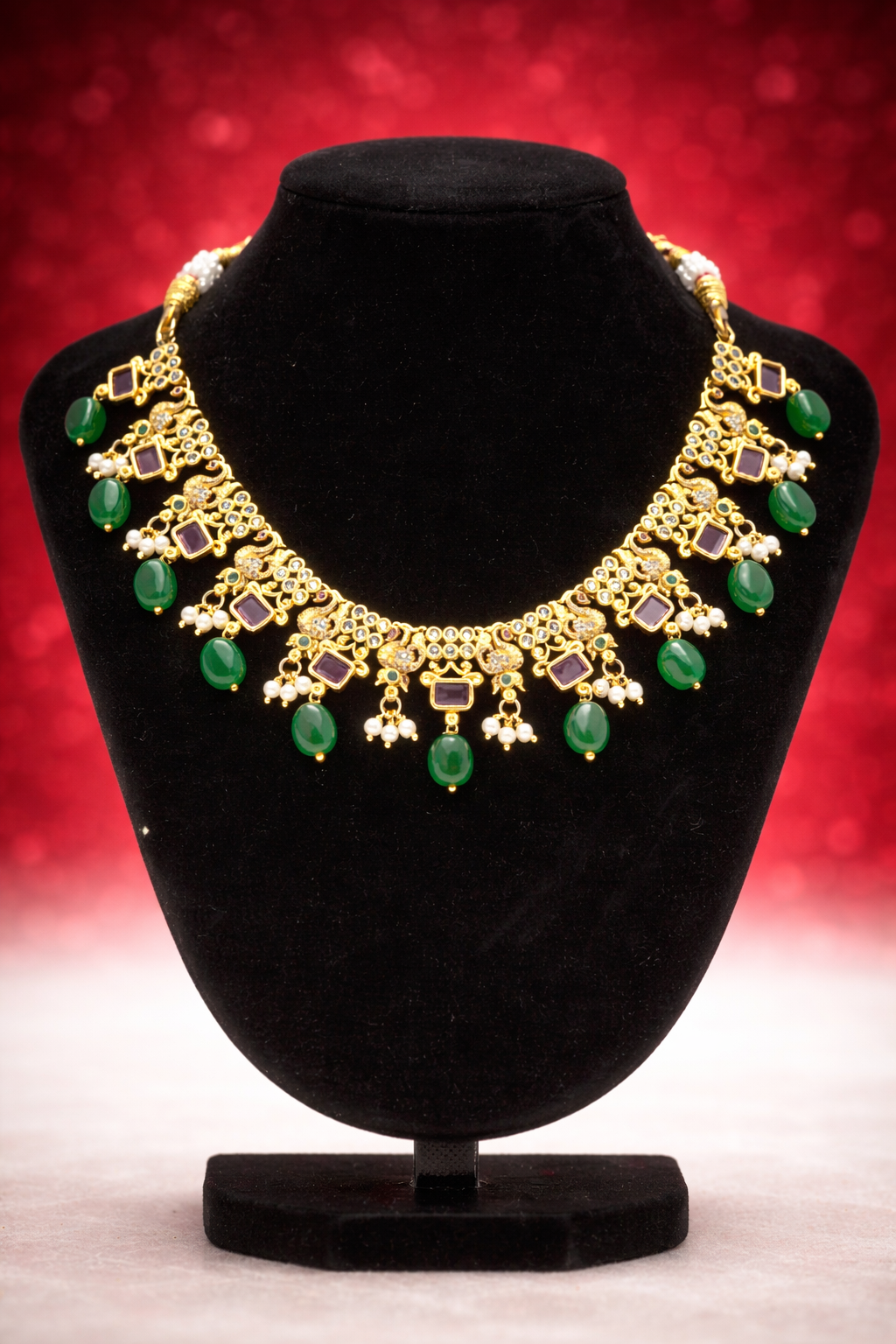 Emera Emerald Royal Golden Necklace