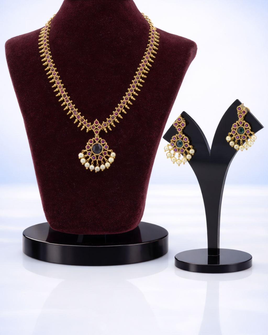 Royal Chettinadu Ruby& Green Kemp Stone Necklace Set