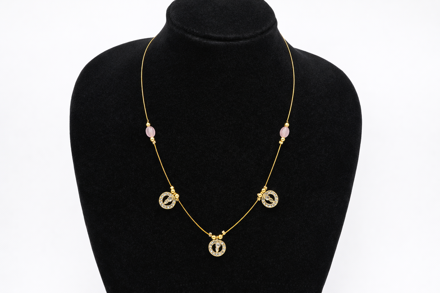 Trending Invisible chain