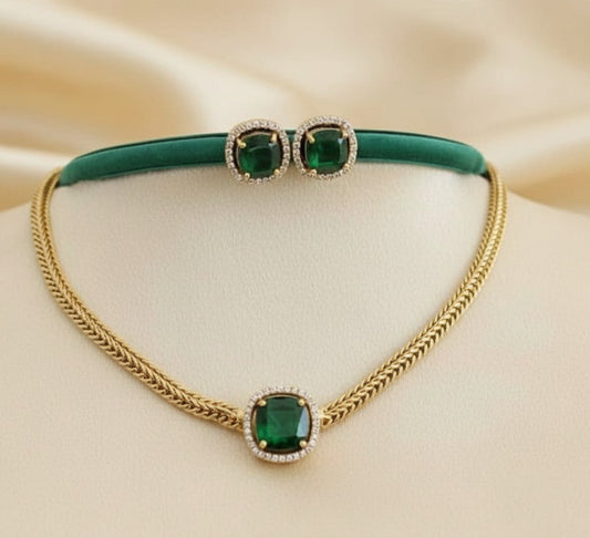 Shruti Adigai Necklace