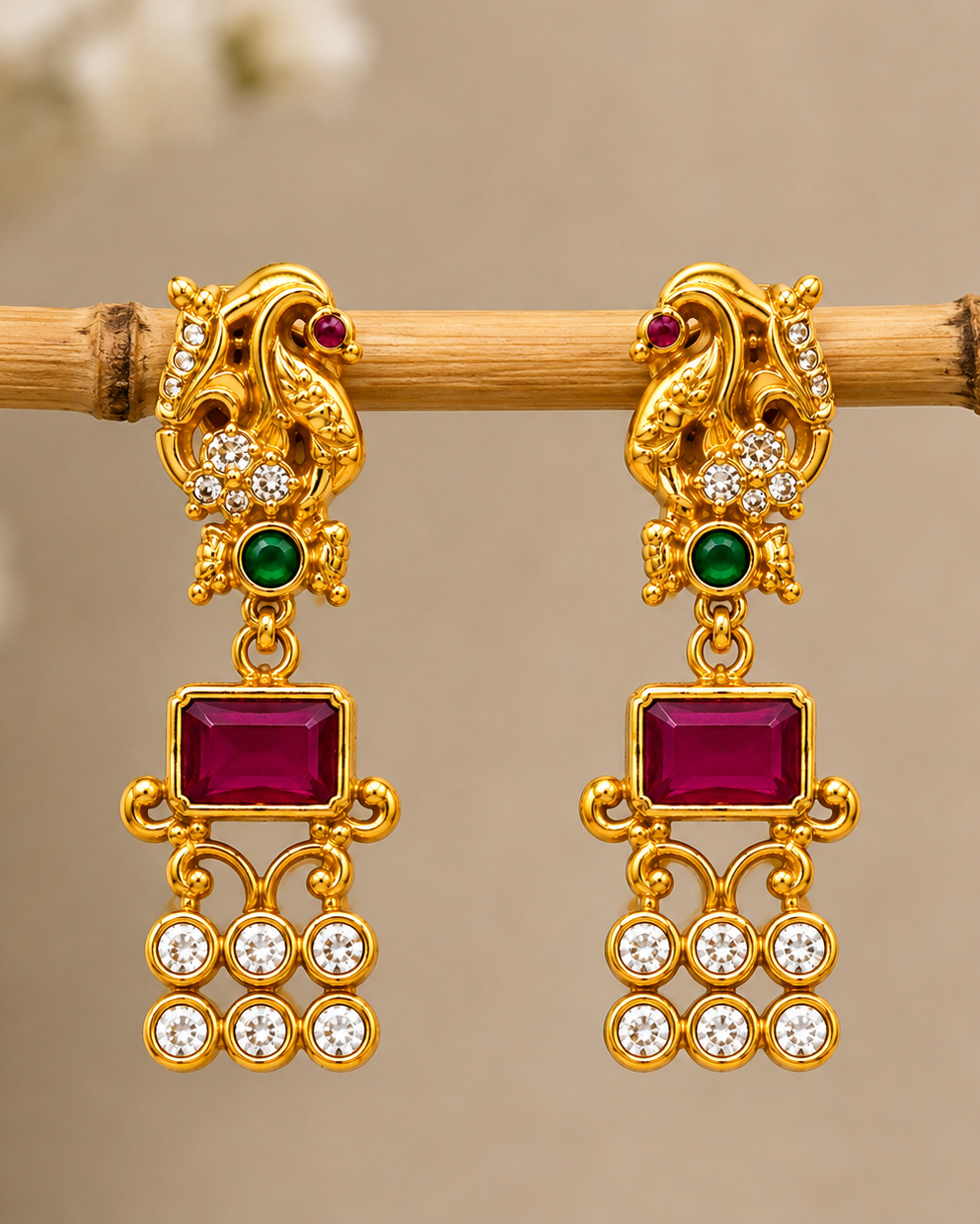 Emera Emerald Royal Golden Necklace