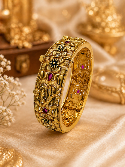 Antique Lekshmi Bangle Premium