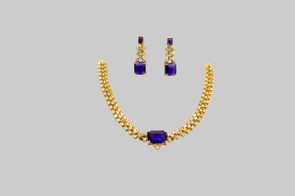 Juhi Blue Necklace