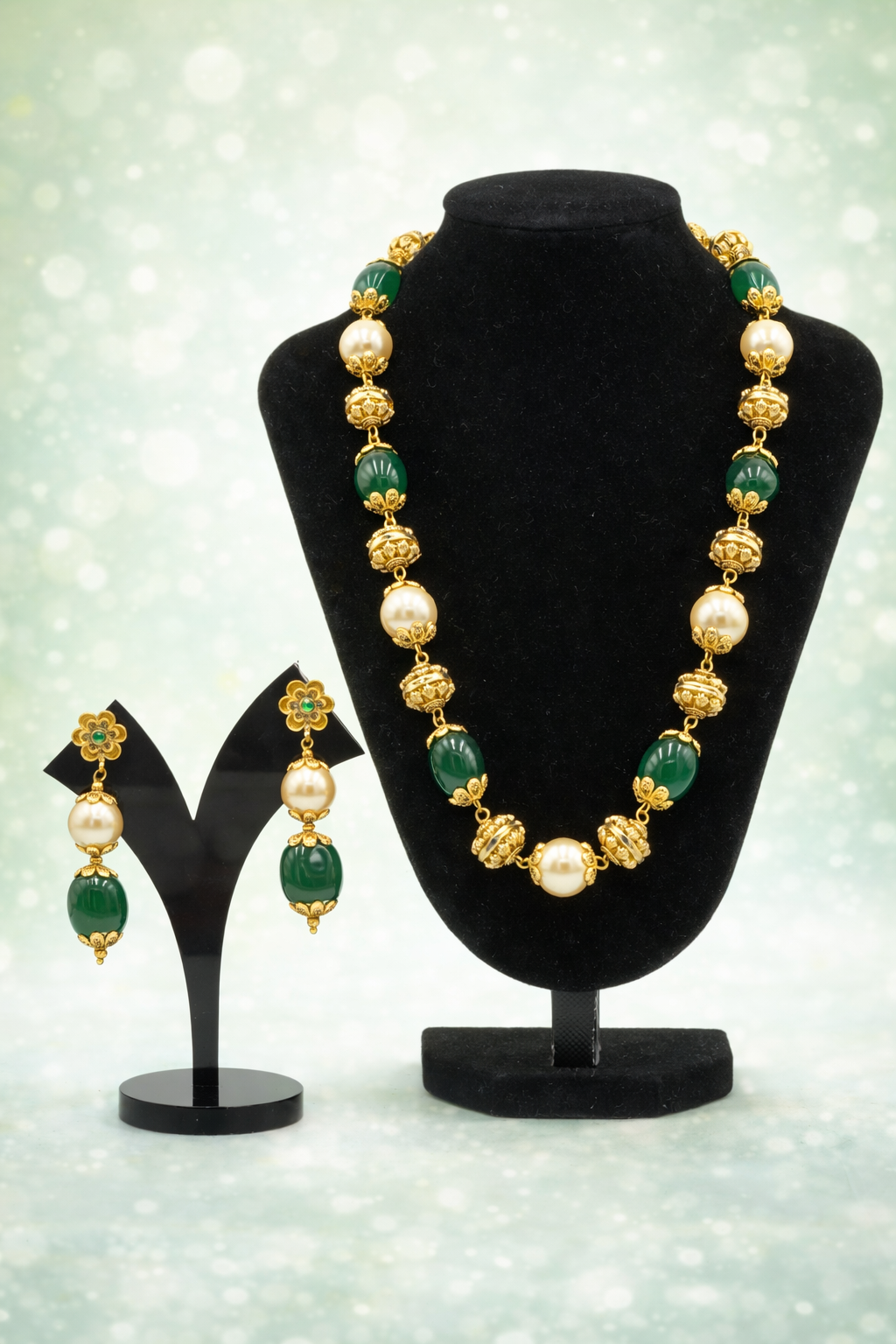 Bhuvana Antique Green & Gold  Gundu Necklace