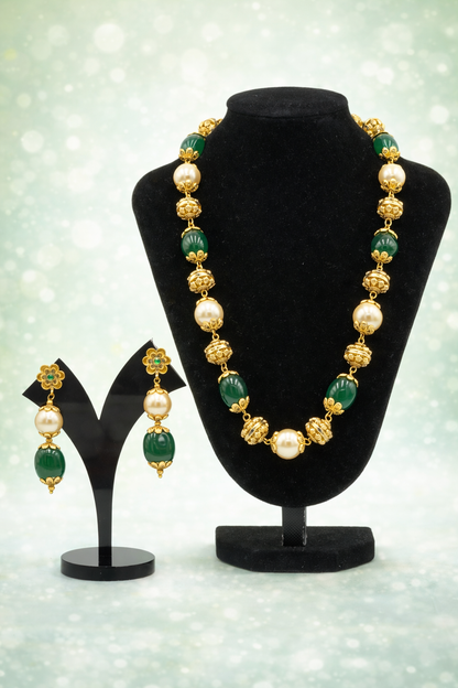 Bhuvana Antique Green & Gold  Gundu Necklace