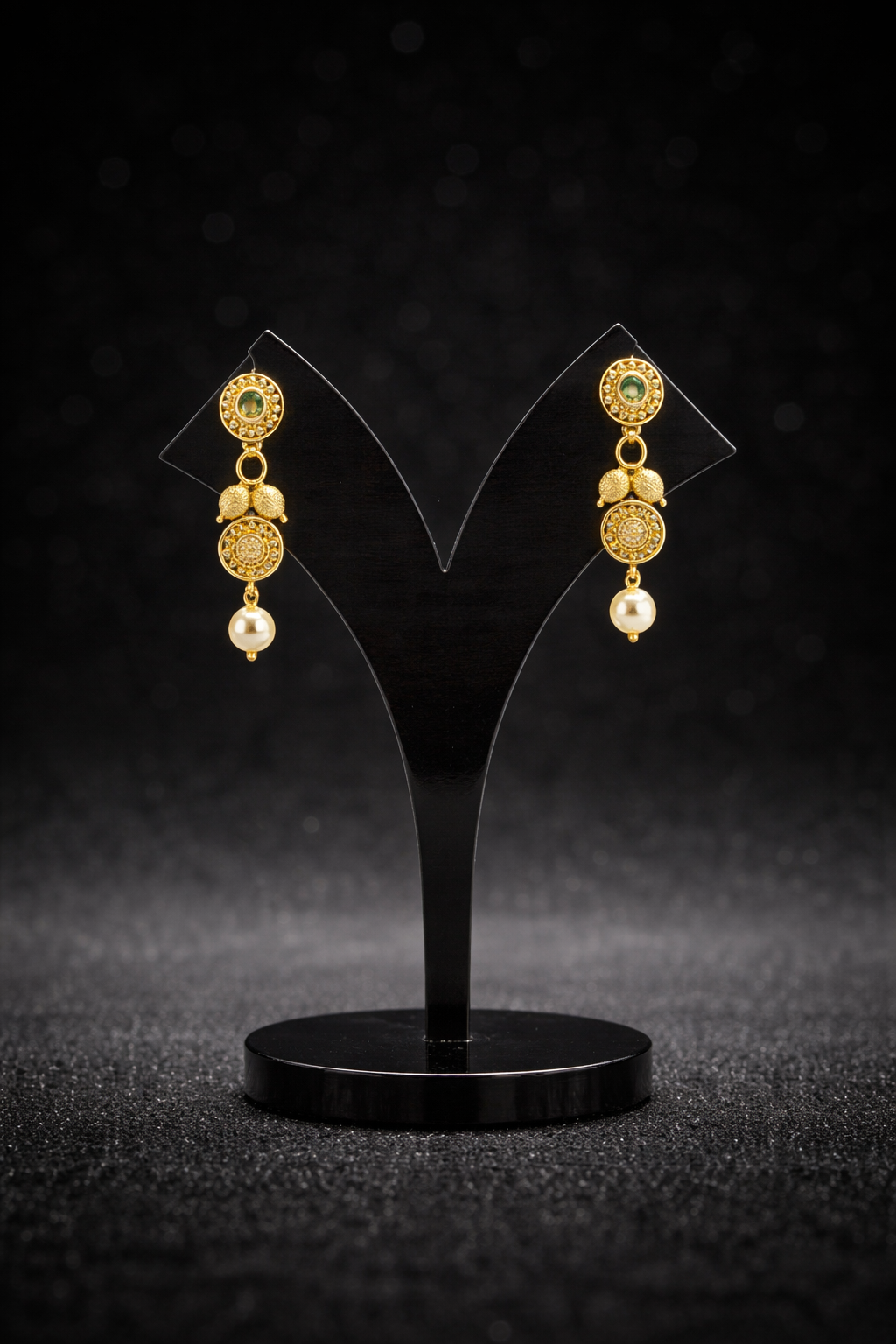 Emera Emerald Royal Golden Necklace