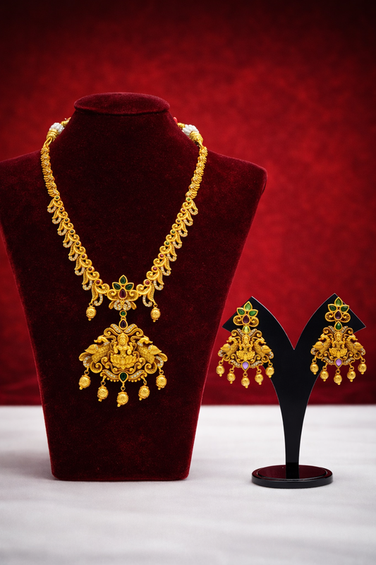 Saraya Antique golden chain