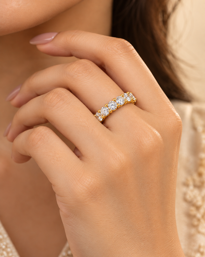 Nila AAA AD White stone Ring