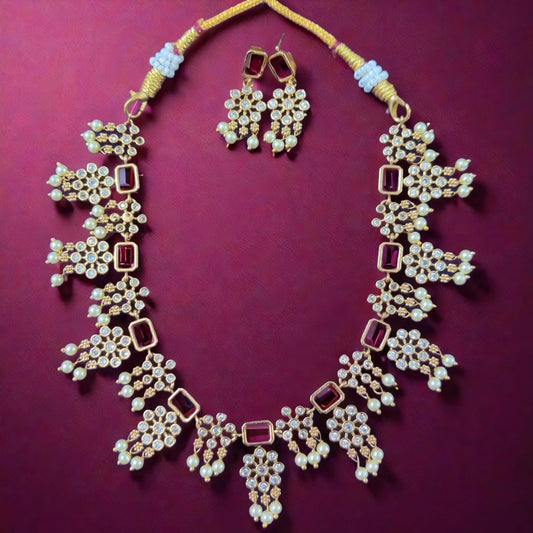 GIONA CLASSIC FLORAL NECKLACE WITH EARRINGS