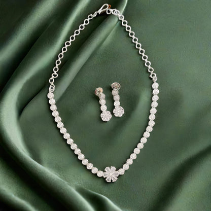 JUHI AD RHODIUM PLATED NECKLACE WITH EARRINGS