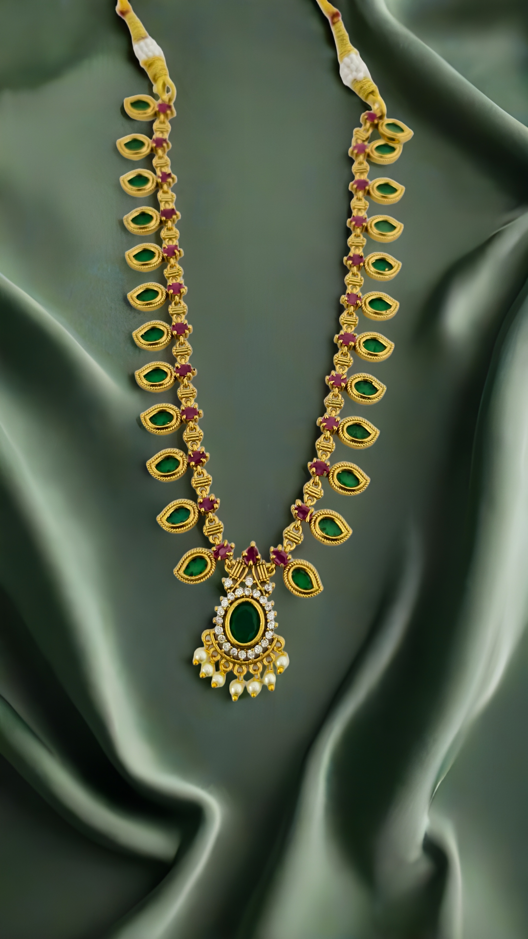 Mango Palakka  Necklace