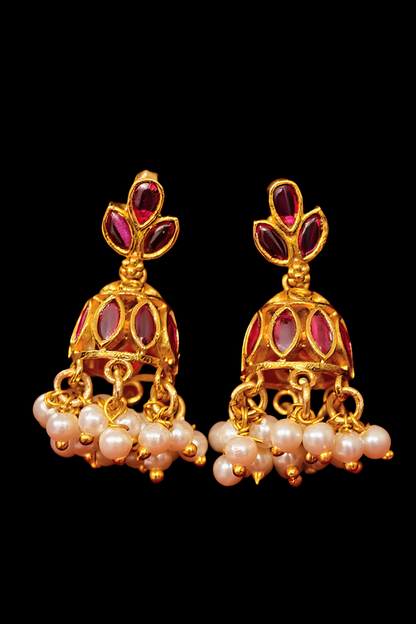 Tarini Kemp Pearl Necklace