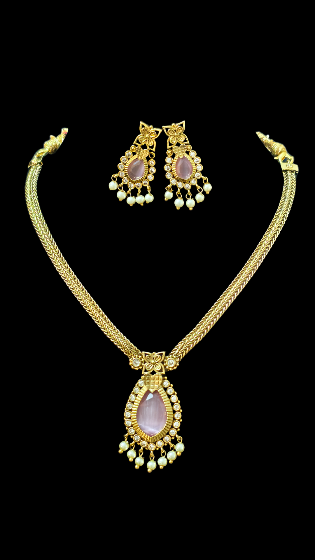 Minerva Pinkdrop Necklace