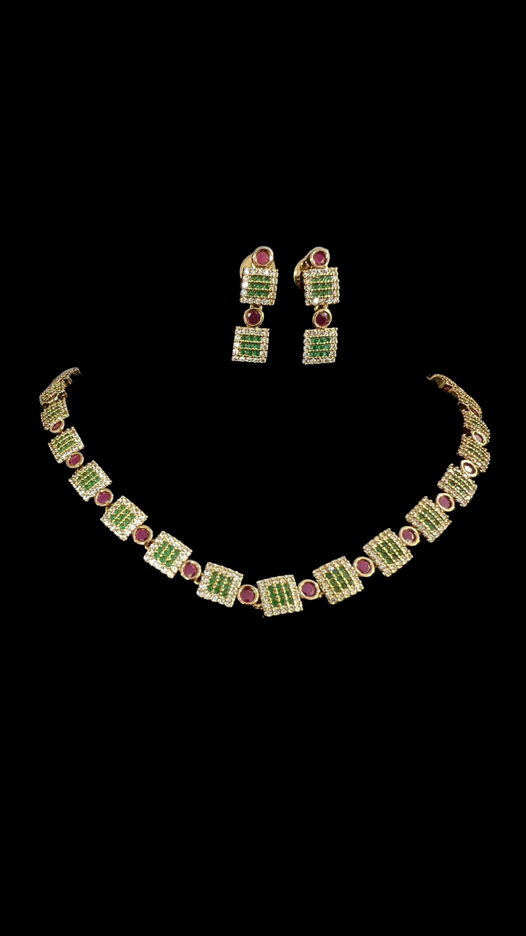 Zyra Square Motif AD Necklace