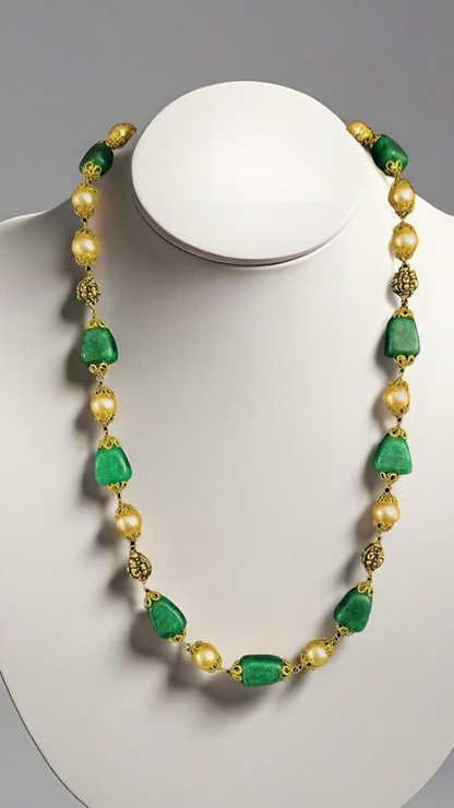 Sakhi Green Beads Necklace