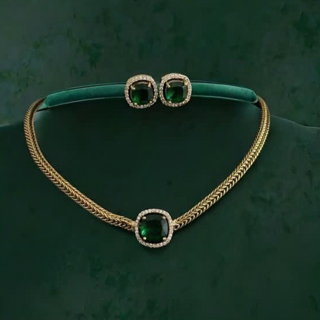 Shruti Adigai Necklace