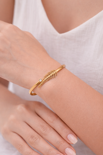 Plume Glow Bracelet