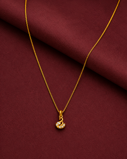 Swan Pendant Chain Necklace