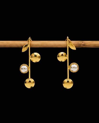 Lunara Pearl Earrings
