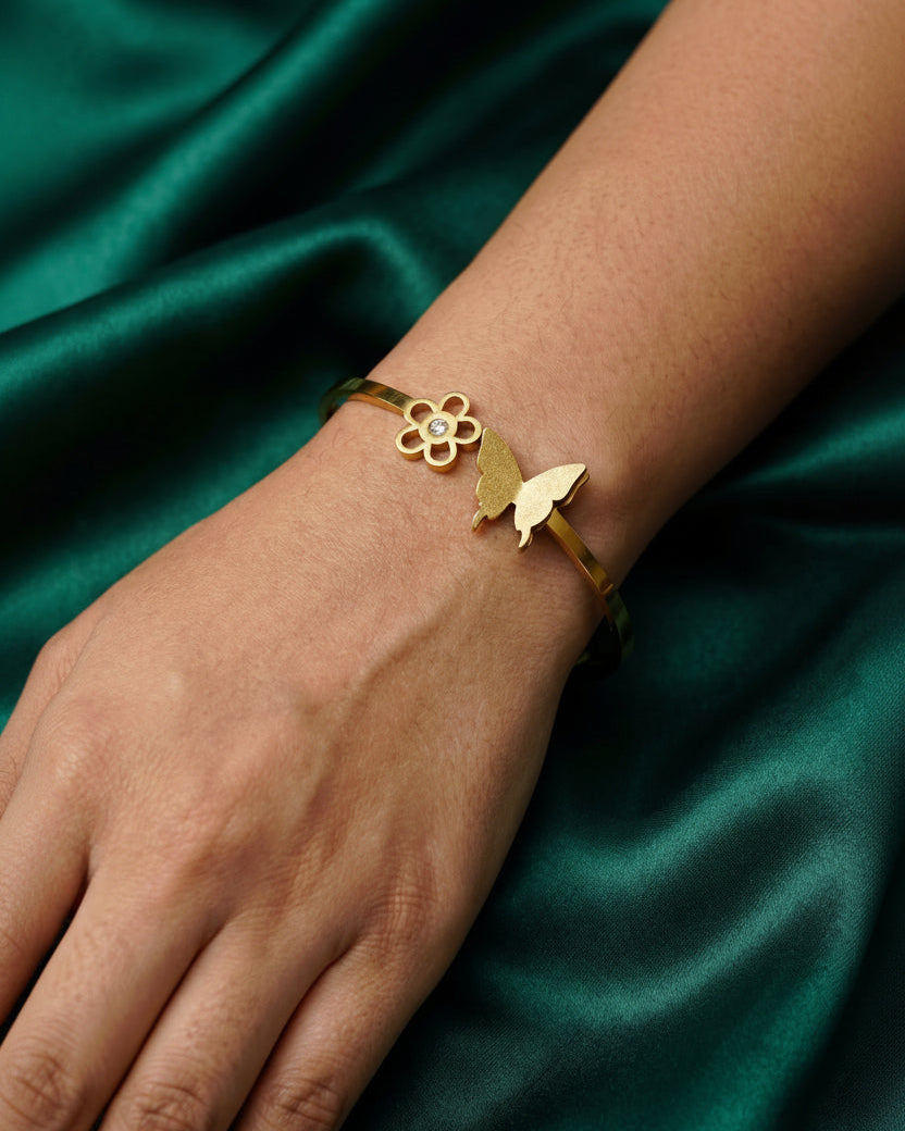 Bloom & Flutter Golden Bracelet