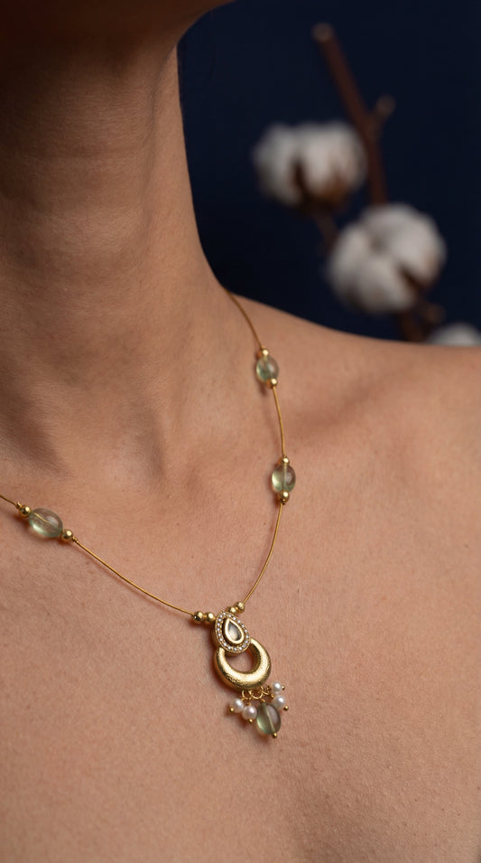 Mint Stone Invisible Necklace