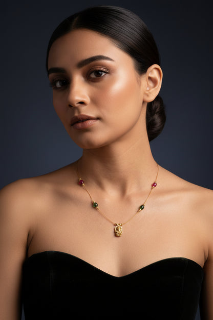 Green and Red Invisible Chain