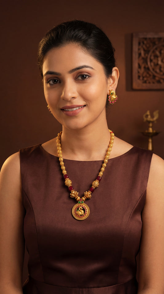The Rajwada Sun-Glow Necklace Set