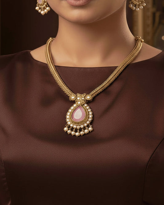 Minerva Pastel Pink Necklace Set